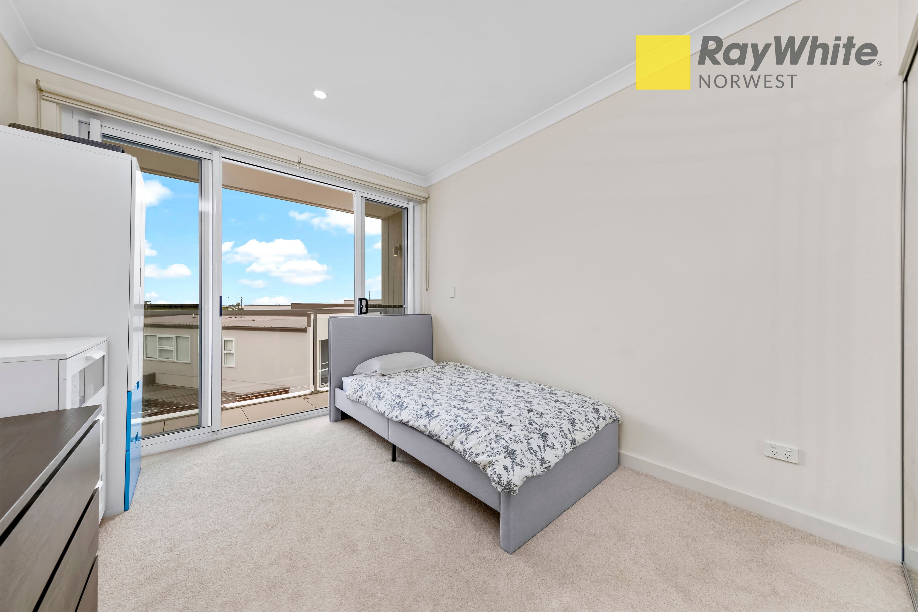 9 Chloe Circuit, NORWEST NSW 2153, Norwest - Thumbnail 7