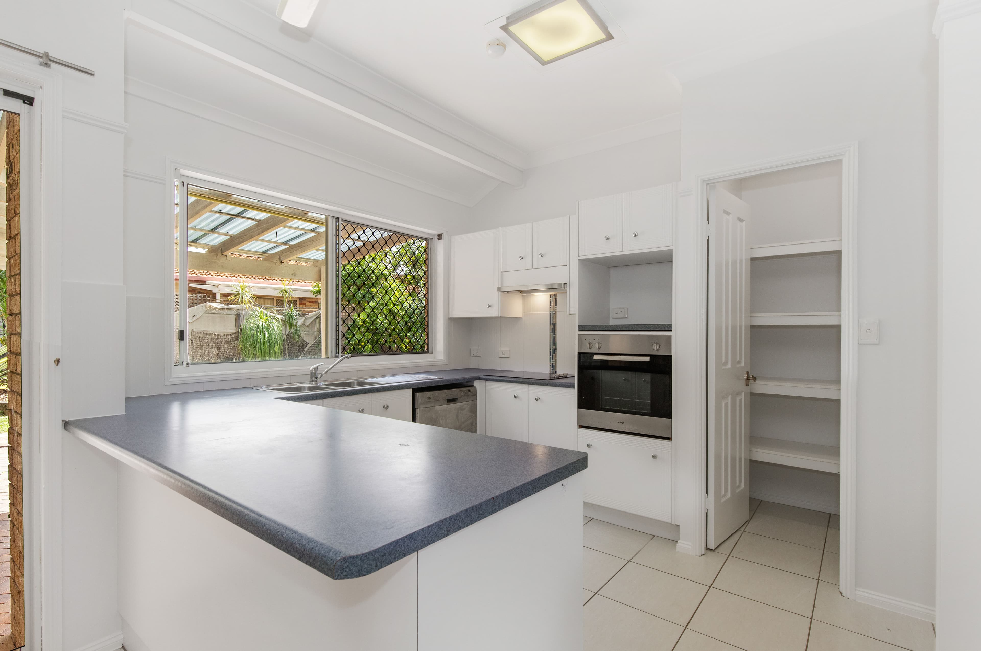 5 Logan Street, Douglas QLD 4814, Douglas - Thumbnail 3