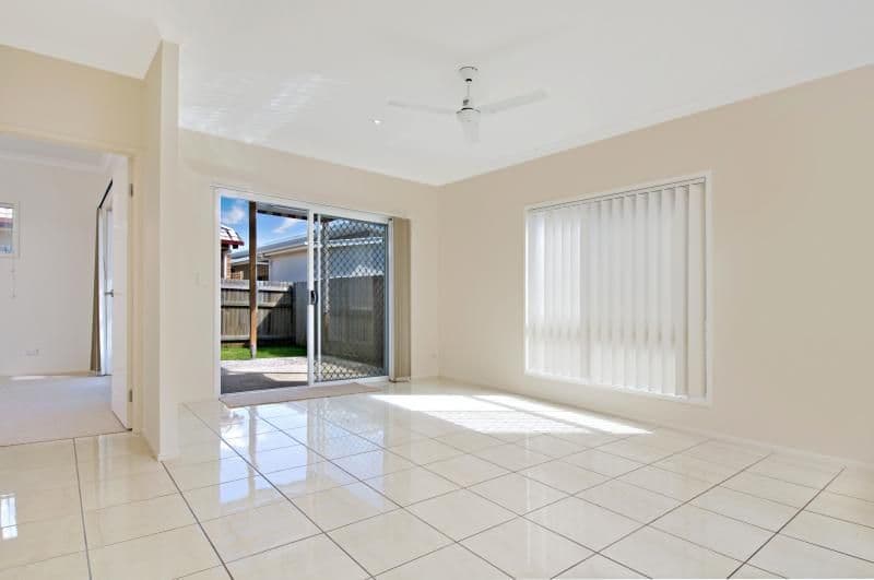 6 Griffin Crescent, CALOUNDRA WEST QLD 4551, Caloundra West - Thumbnail 3