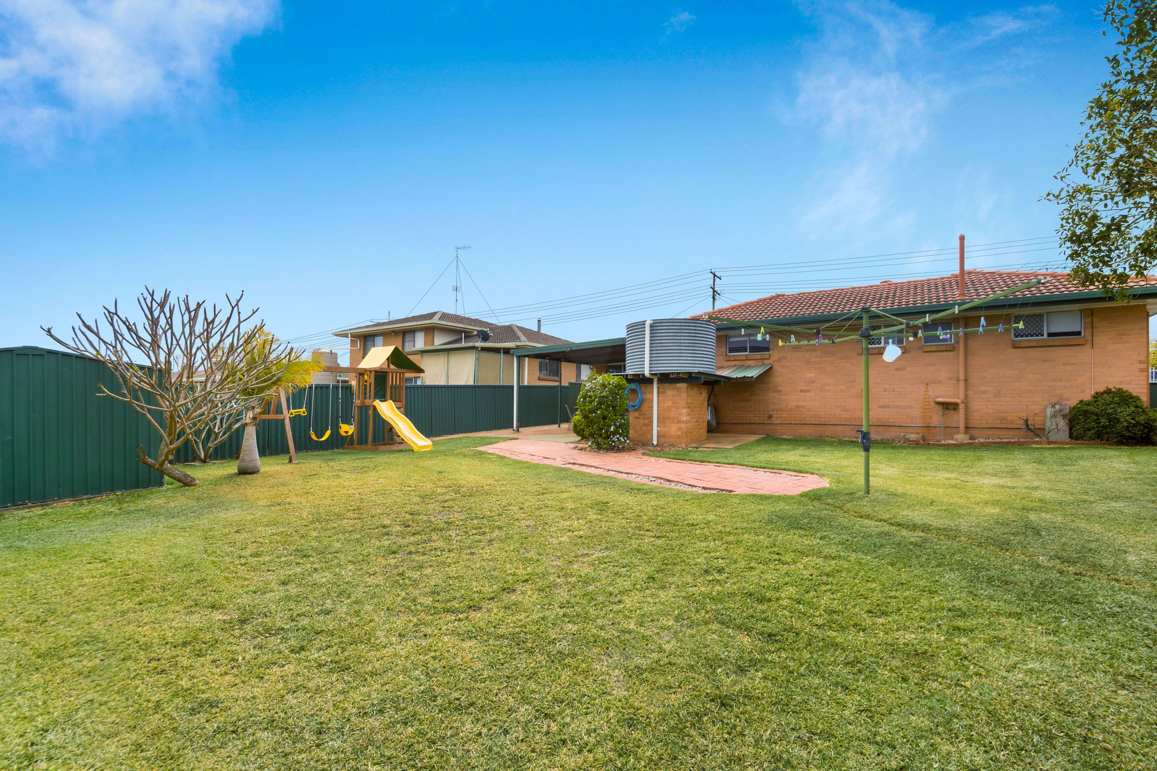 368 North Street, Wilsonton QLD 4350, Wilsonton - Thumbnail 2