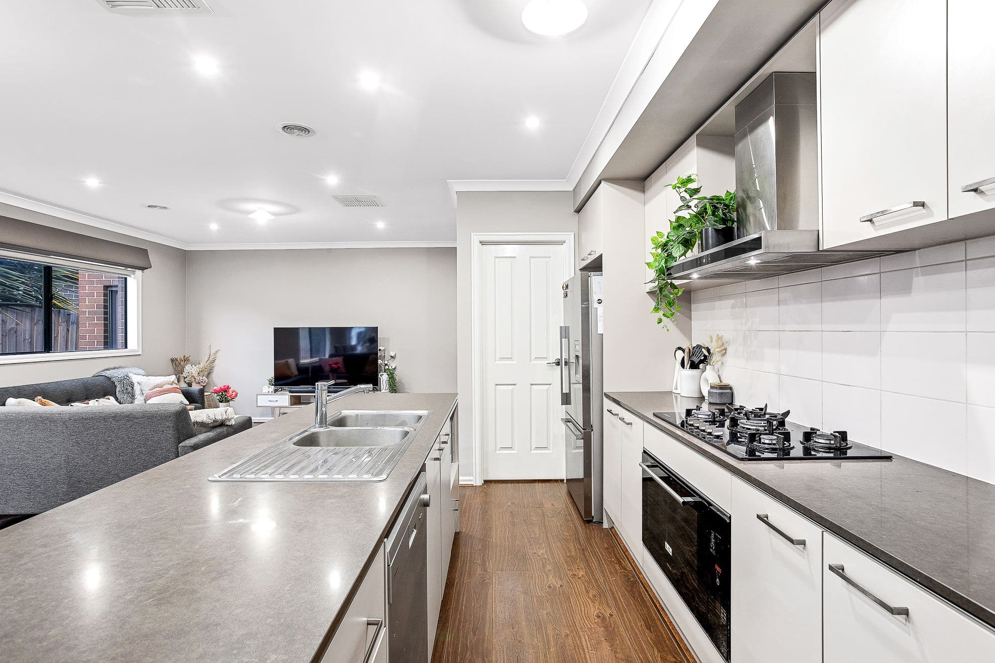 19 Phoenix Grove, FRASER RISE VIC 3336, Fraser Rise - Thumbnail 6
