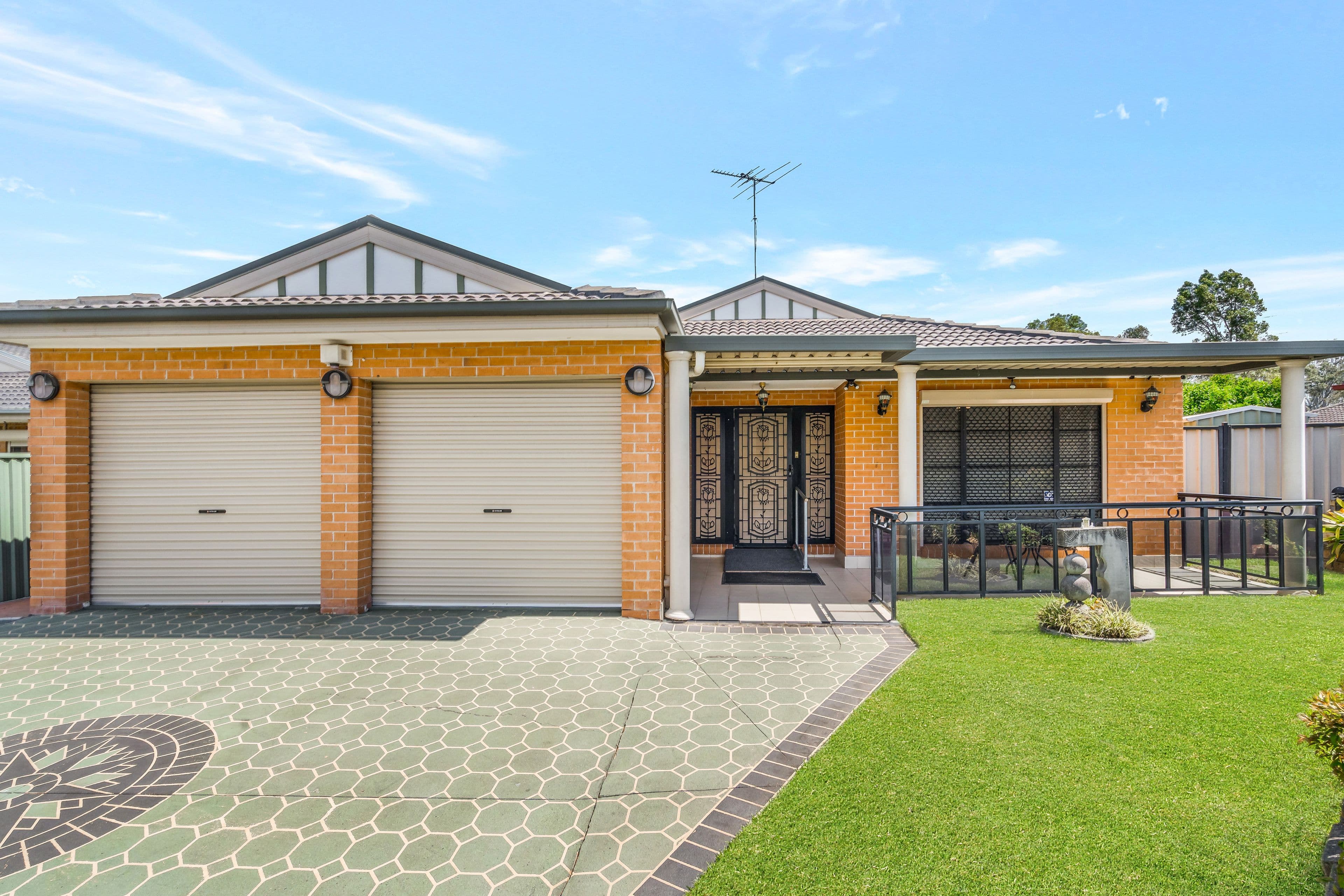 10 Baldini Place, Hinchinbrook NSW 2168, Hinchinbrook - Image 1