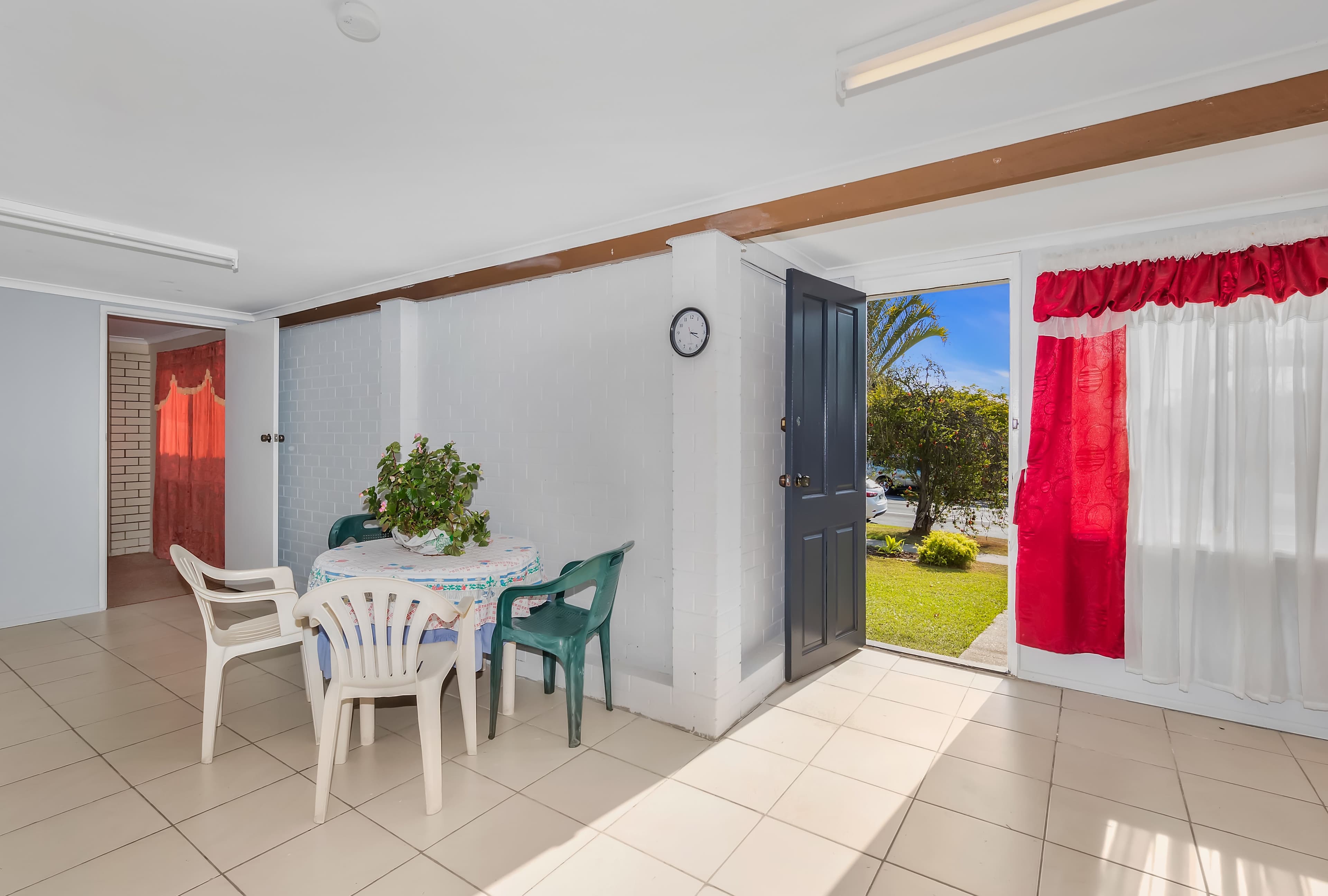 220 Scarborough Road, Scarborough QLD 4020, Scarborough - Thumbnail 3