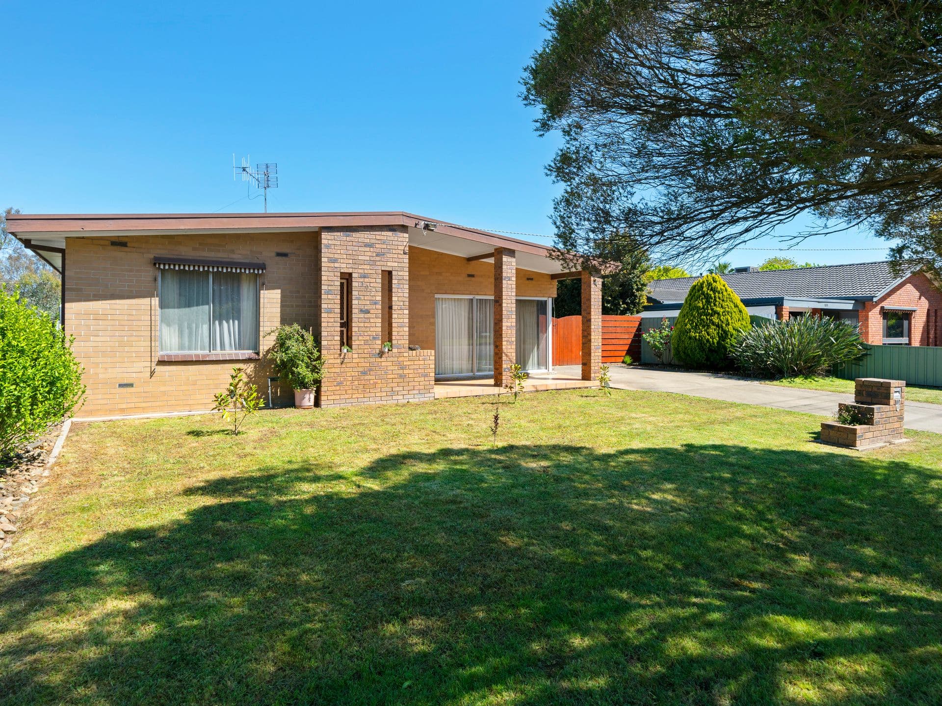 107 Faithfull Street, Benalla VIC 3672, Benalla - Thumbnail 3