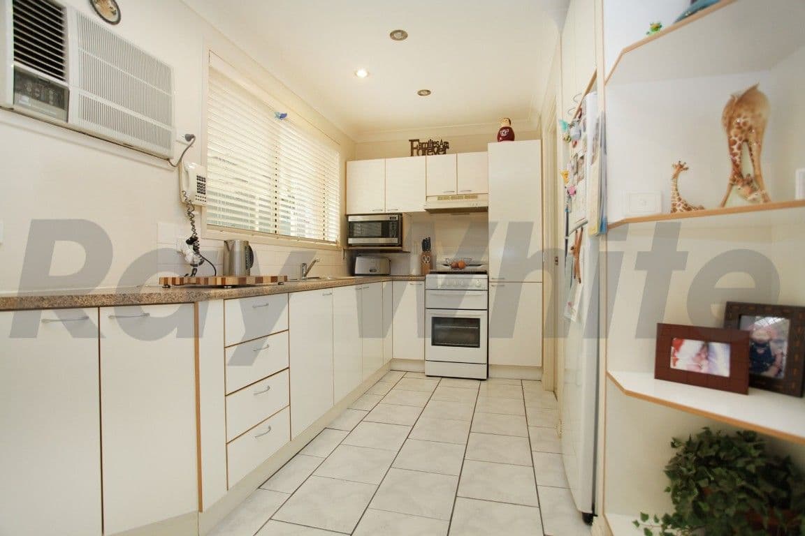 2B Irruka Place, CRANEBROOK NSW 2749, Cranebrook - Thumbnail 4