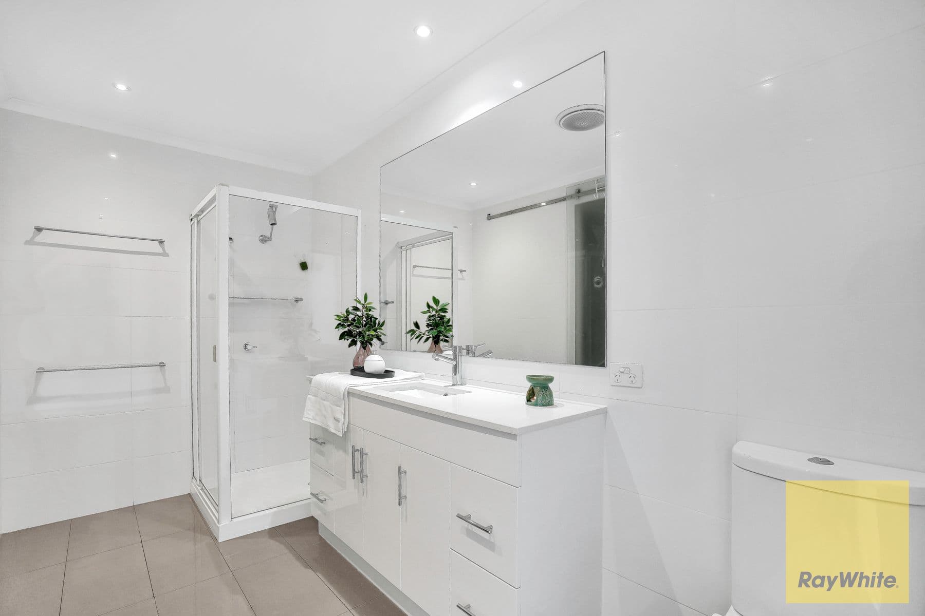 37 Blakeville Drive, Caroline Springs VIC 3023, Caroline Springs - Thumbnail 7