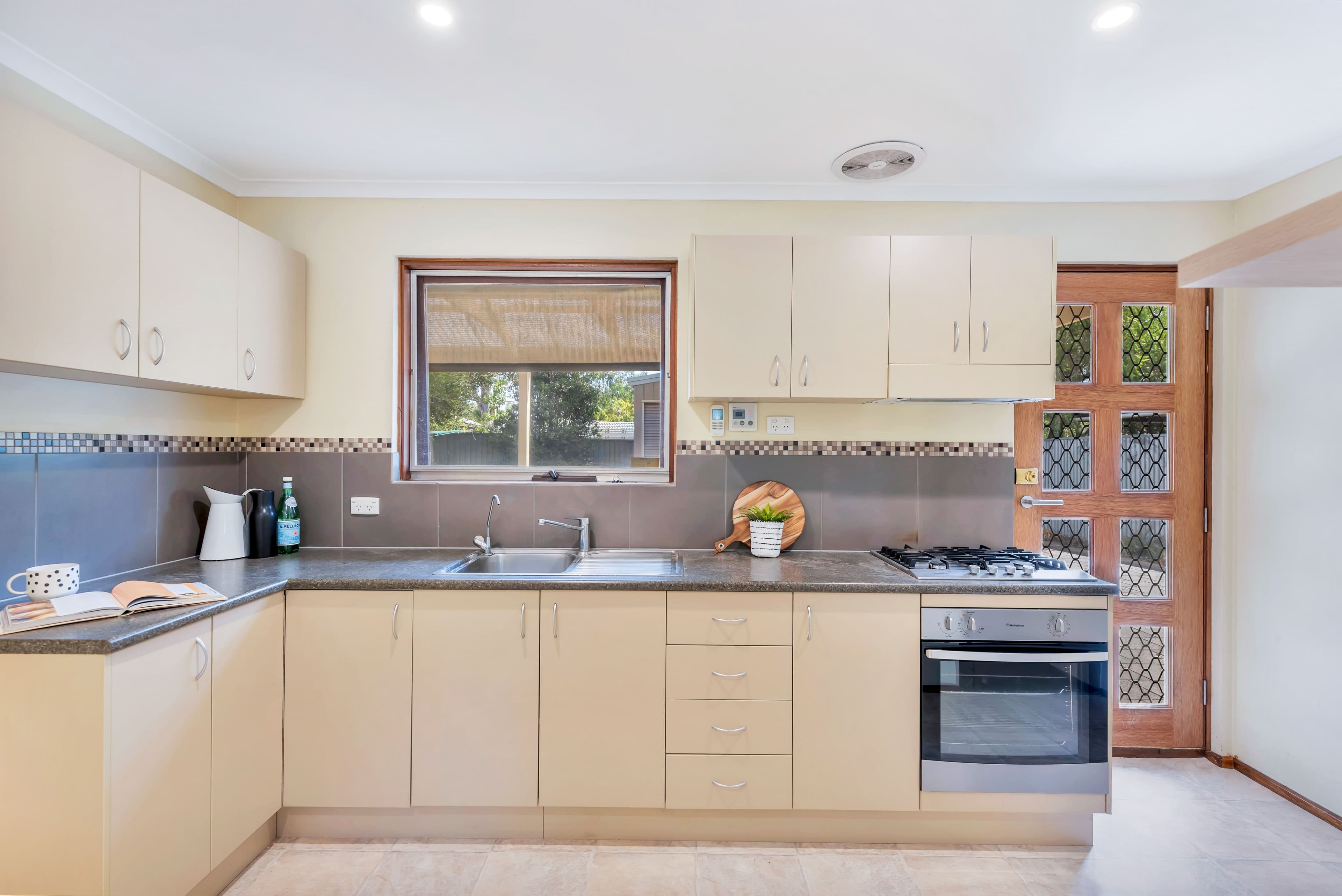 22 Balee Road, Happy Valley SA 5159, Happy Valley - Thumbnail 7