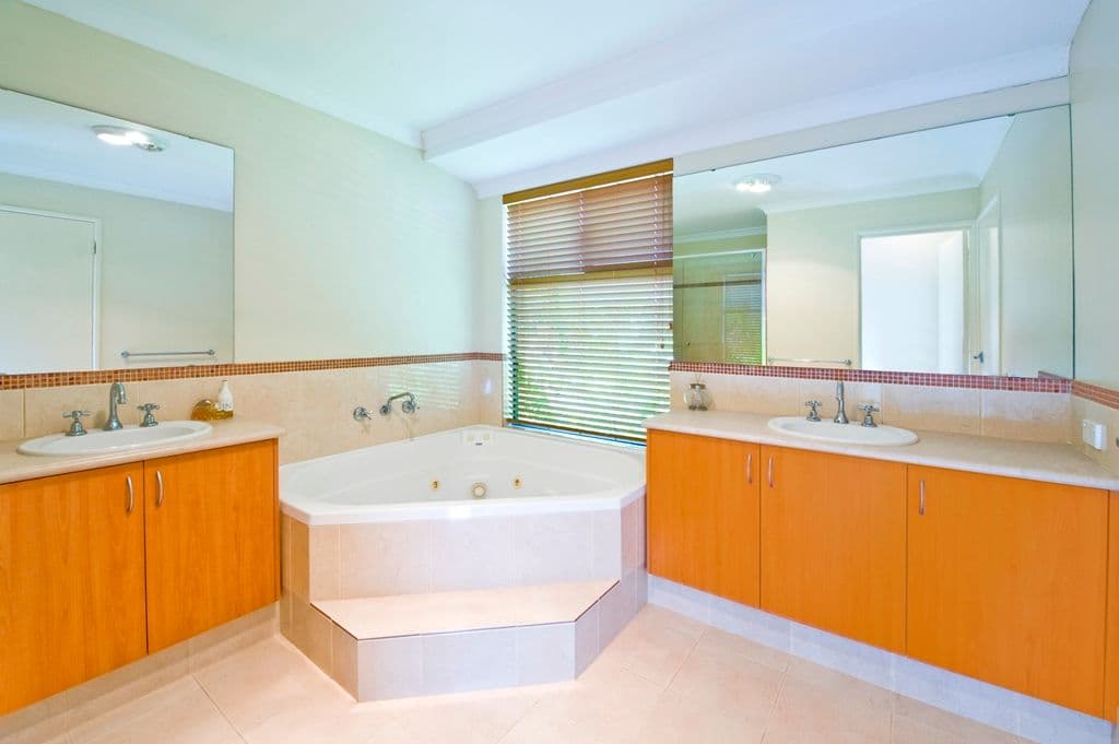 33 Brockwell Parkway, LANDSDALE WA 6065, Landsdale - Thumbnail 5