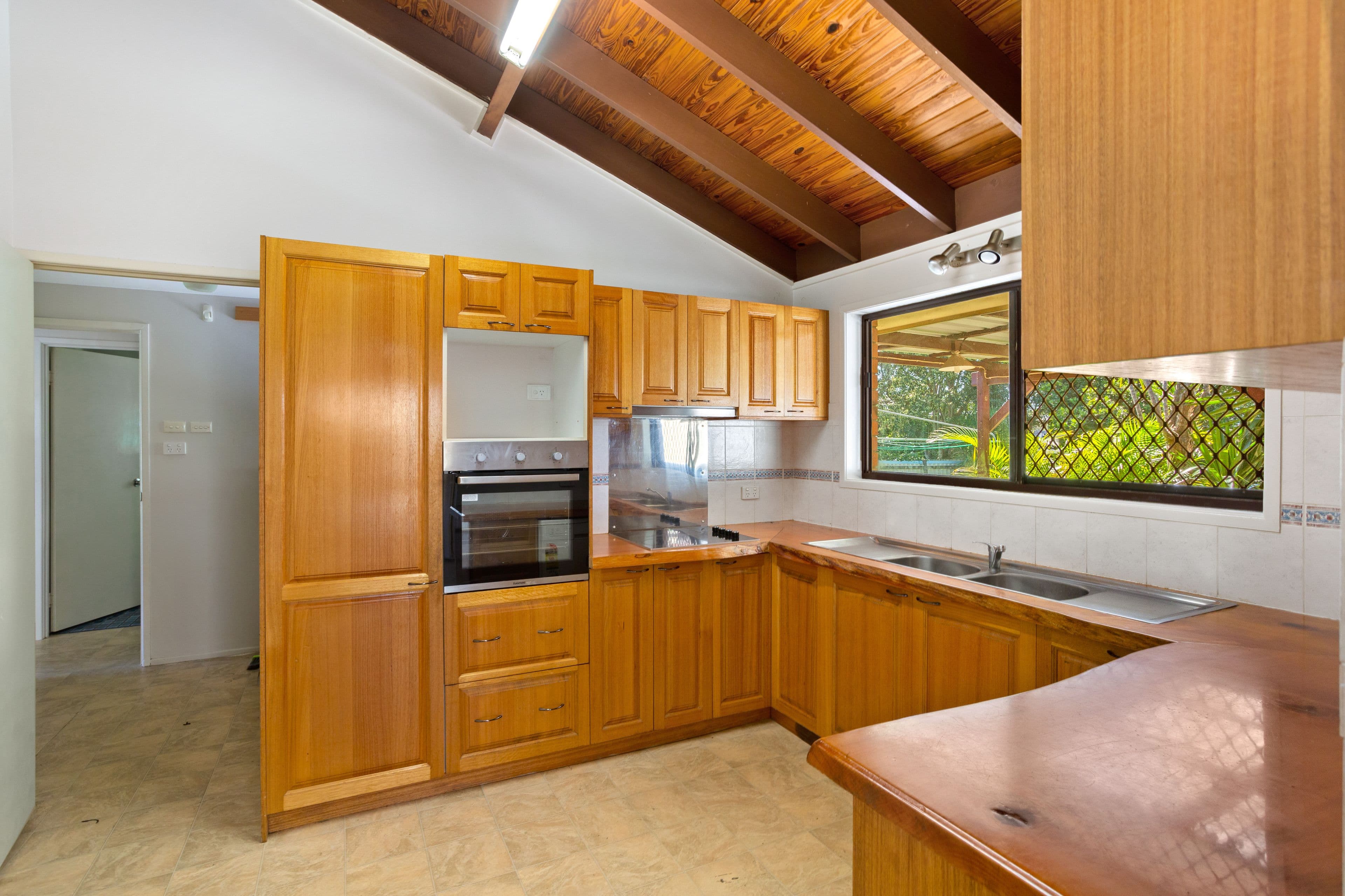 42 Estramina Road, Regents Park QLD 4118, Regents Park - Thumbnail 6