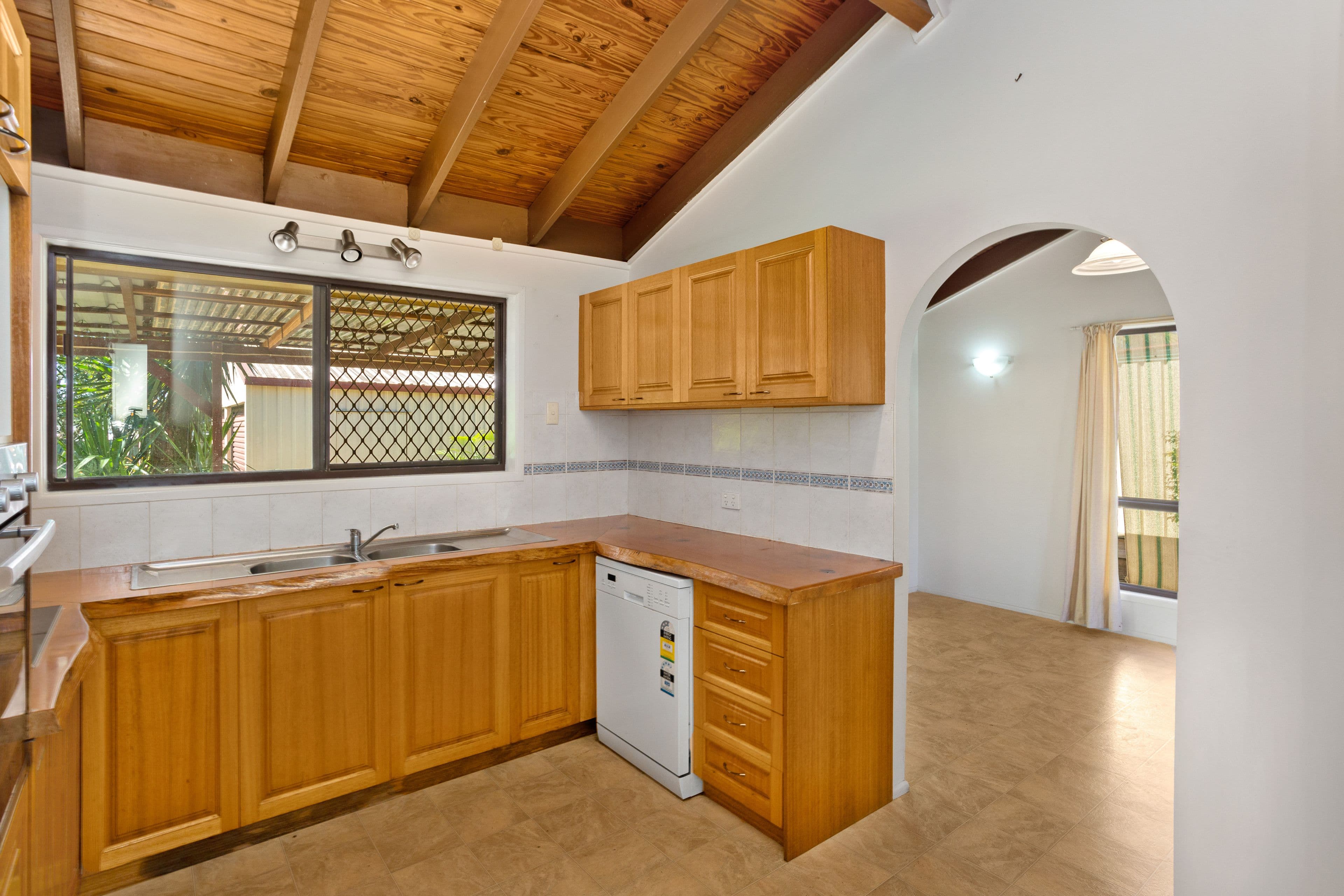 42 Estramina Road, Regents Park QLD 4118, Regents Park - Thumbnail 7
