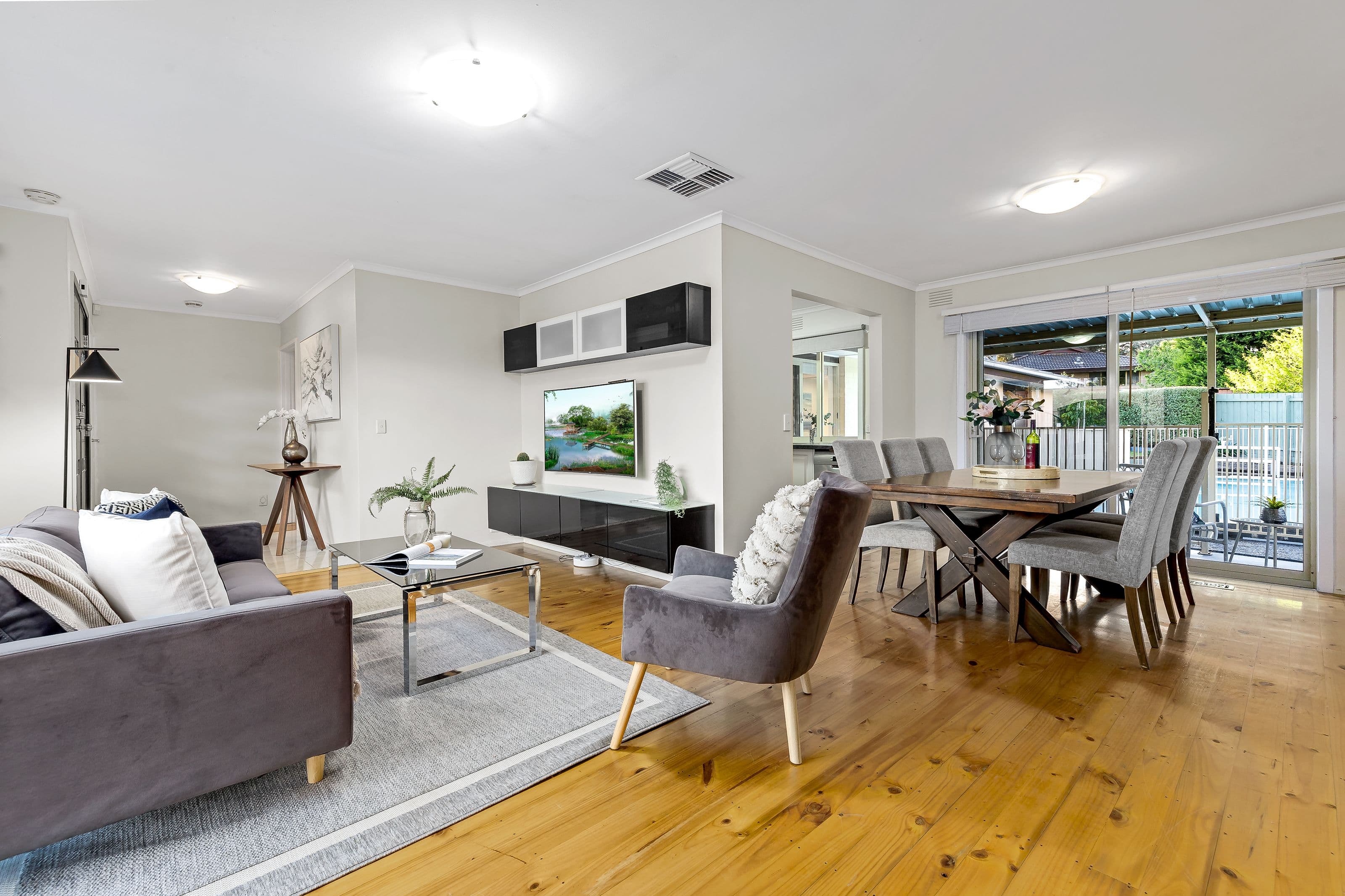 10 Nith Court, Glen Waverley VIC 3150, Glen Waverley - Thumbnail 2