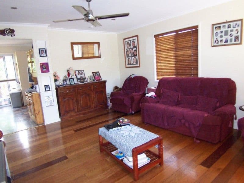 31 Knight Street, ROCHEDALE SOUTH QLD 4123, Rochedale South - Thumbnail 2