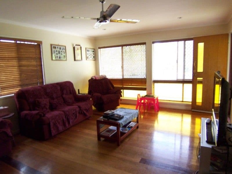 31 Knight Street, ROCHEDALE SOUTH QLD 4123, Rochedale South - Thumbnail 3