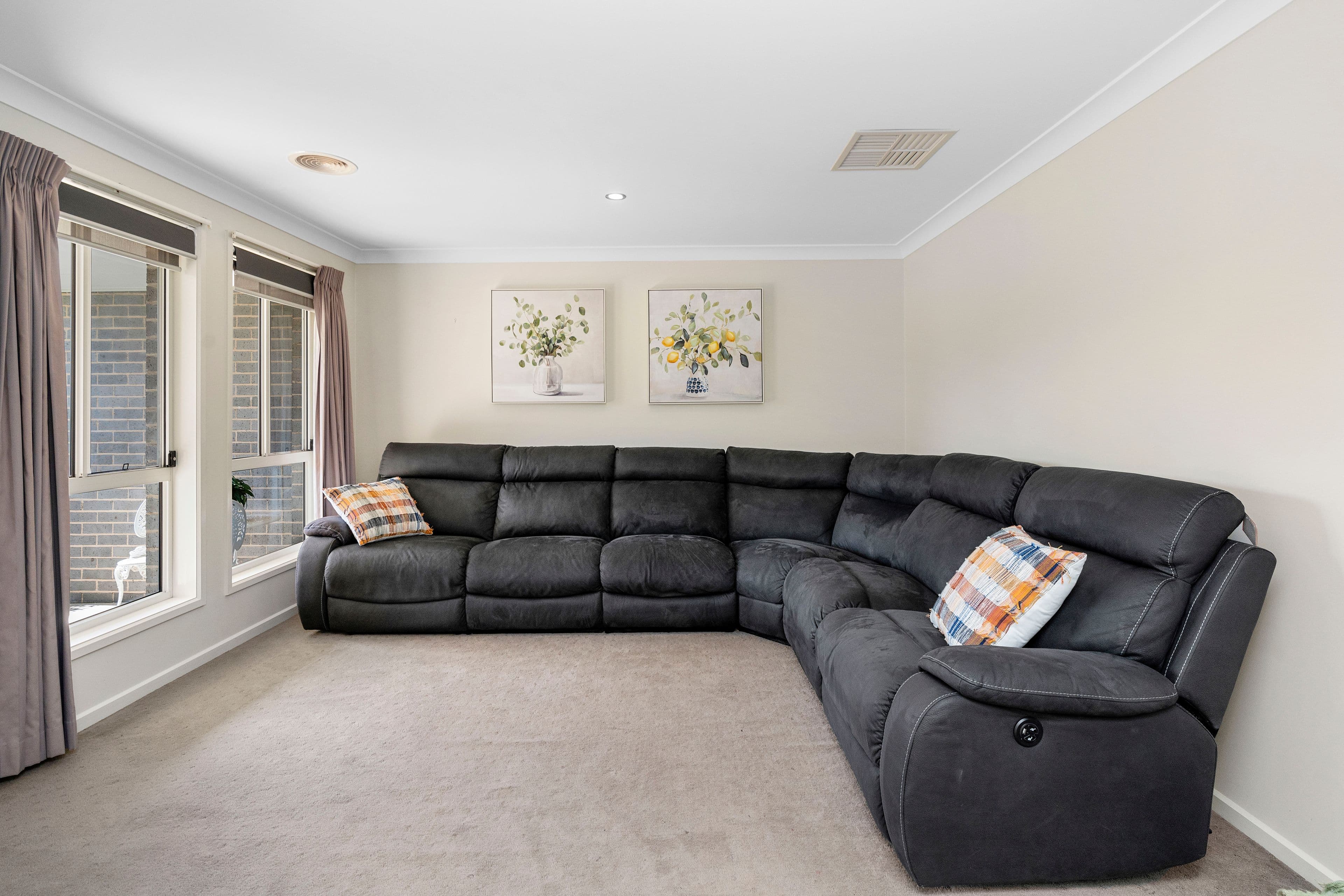 3 Tahara Crescent, Estella NSW 2650, Estella - Thumbnail 2