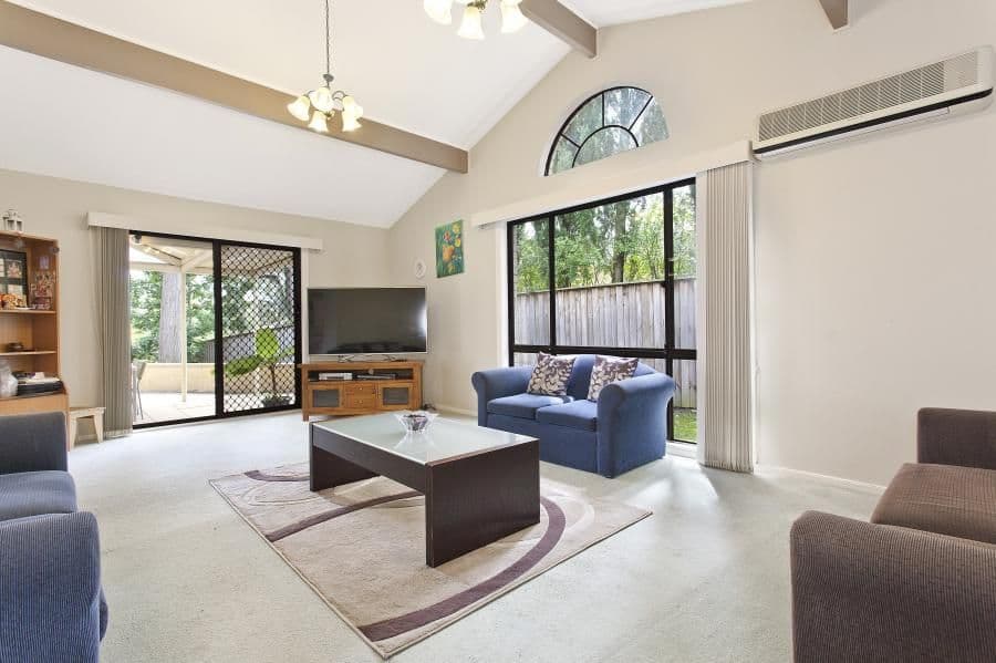 10 Forester Crescent, CHERRYBROOK NSW 2126, Cherrybrook - Thumbnail 2