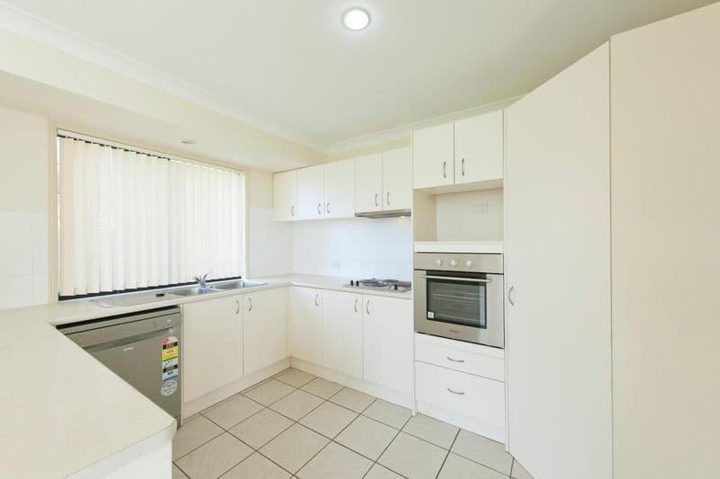 7 Talara Close, Springvale, VIC, 3171, Springvale - Thumbnail 2