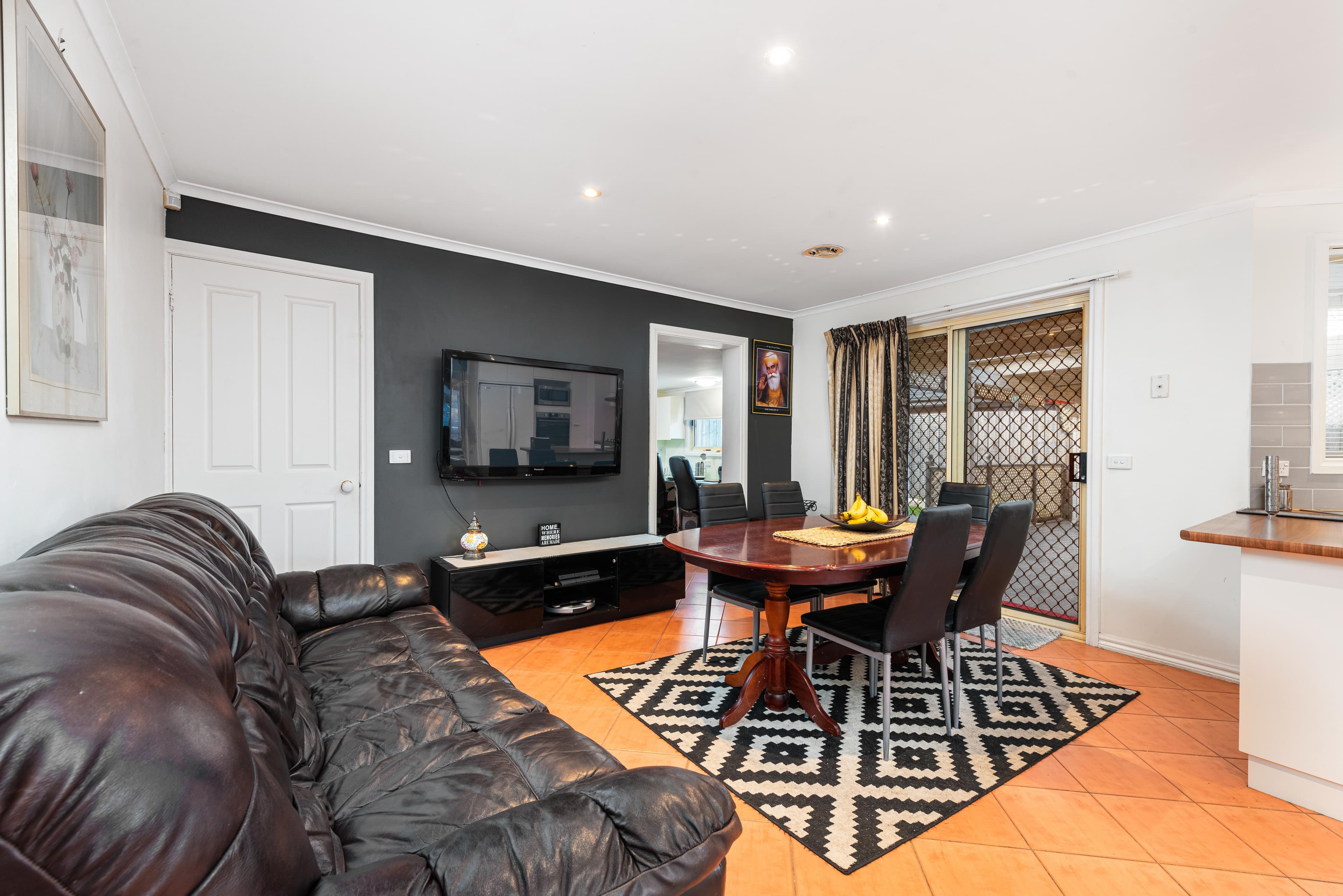 16 The Seekers Crescent, Mill Park VIC 3082, Mill Park - Thumbnail 3
