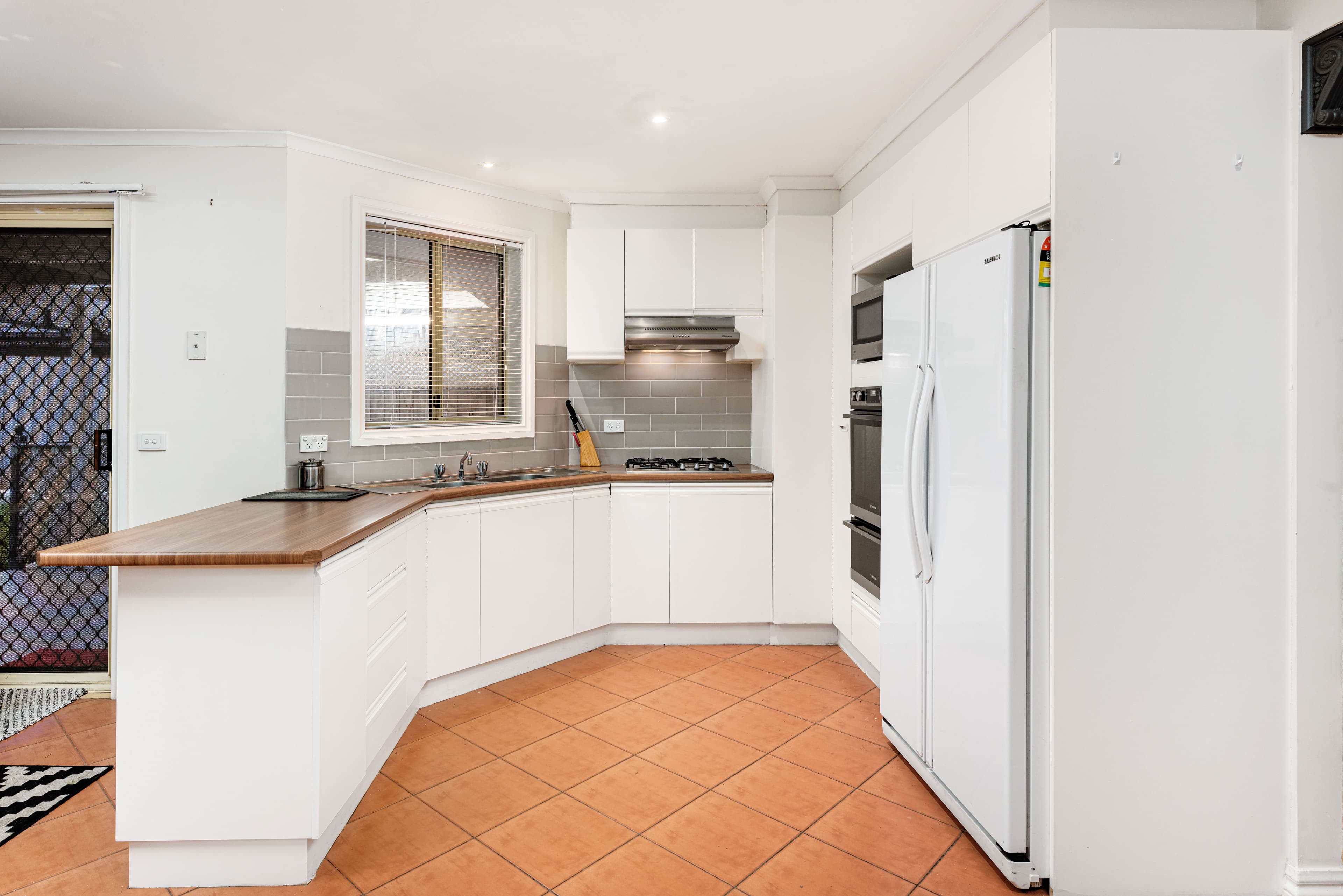 16 The Seekers Crescent, Mill Park VIC 3082, Mill Park - Thumbnail 5