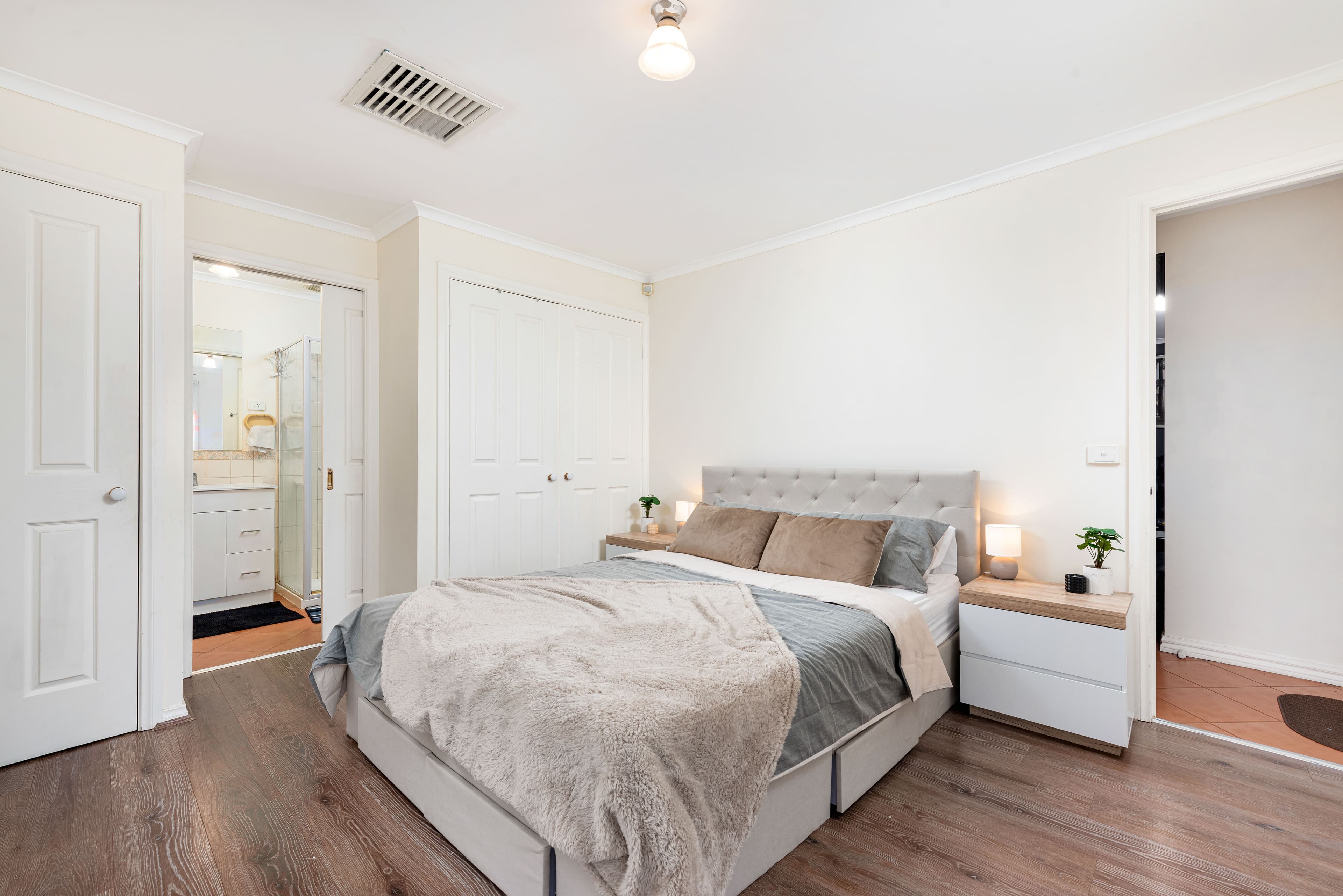 16 The Seekers Crescent, Mill Park VIC 3082, Mill Park - Thumbnail 8