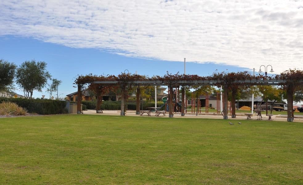 14 Liesham Crescent, BALDIVIS WA 6171, Baldivis - Thumbnail 2