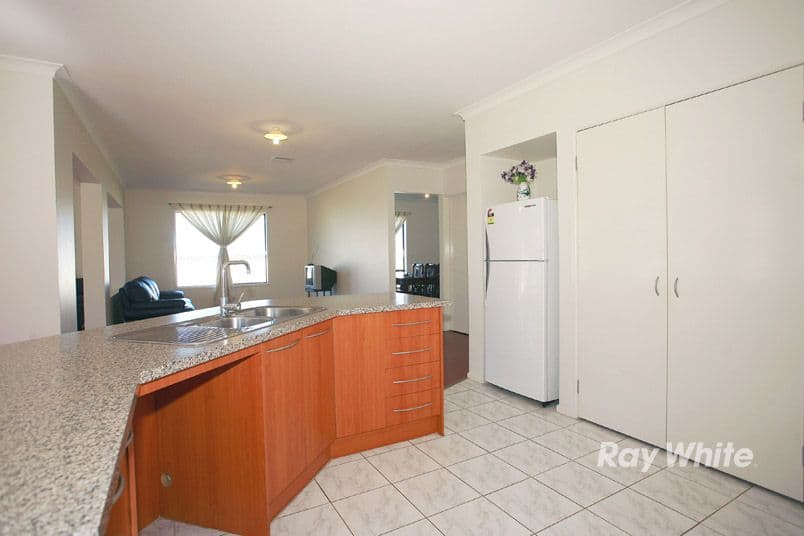 7 Kennels Lane, CRANBOURNE EAST VIC 3977, Cranbourne East - Thumbnail 6