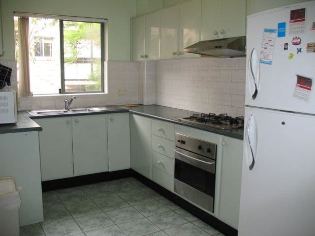 15 Thomas May Place, WESTMEAD NSW 2145, Westmead - Thumbnail 3