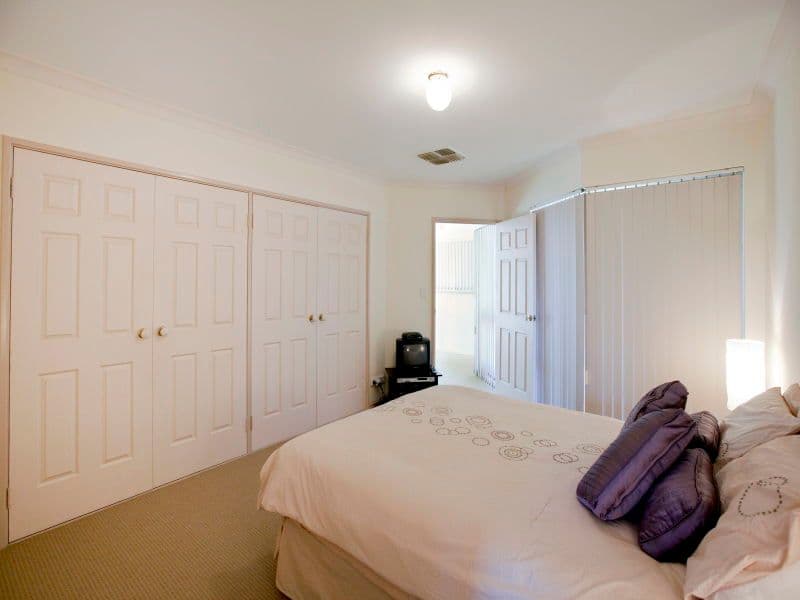 46  Moulden Avenue, YOKINE WA 6060, Yokine - Thumbnail 2