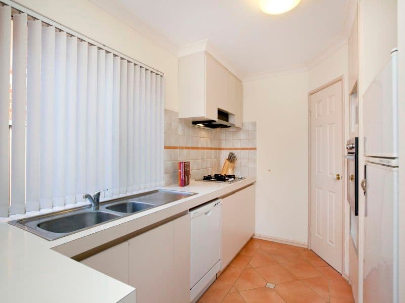46  Moulden Avenue, YOKINE WA 6060, Yokine - Thumbnail 4