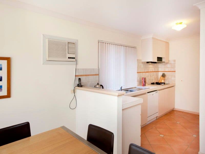 46  Moulden Avenue, YOKINE WA 6060, Yokine - Thumbnail 6
