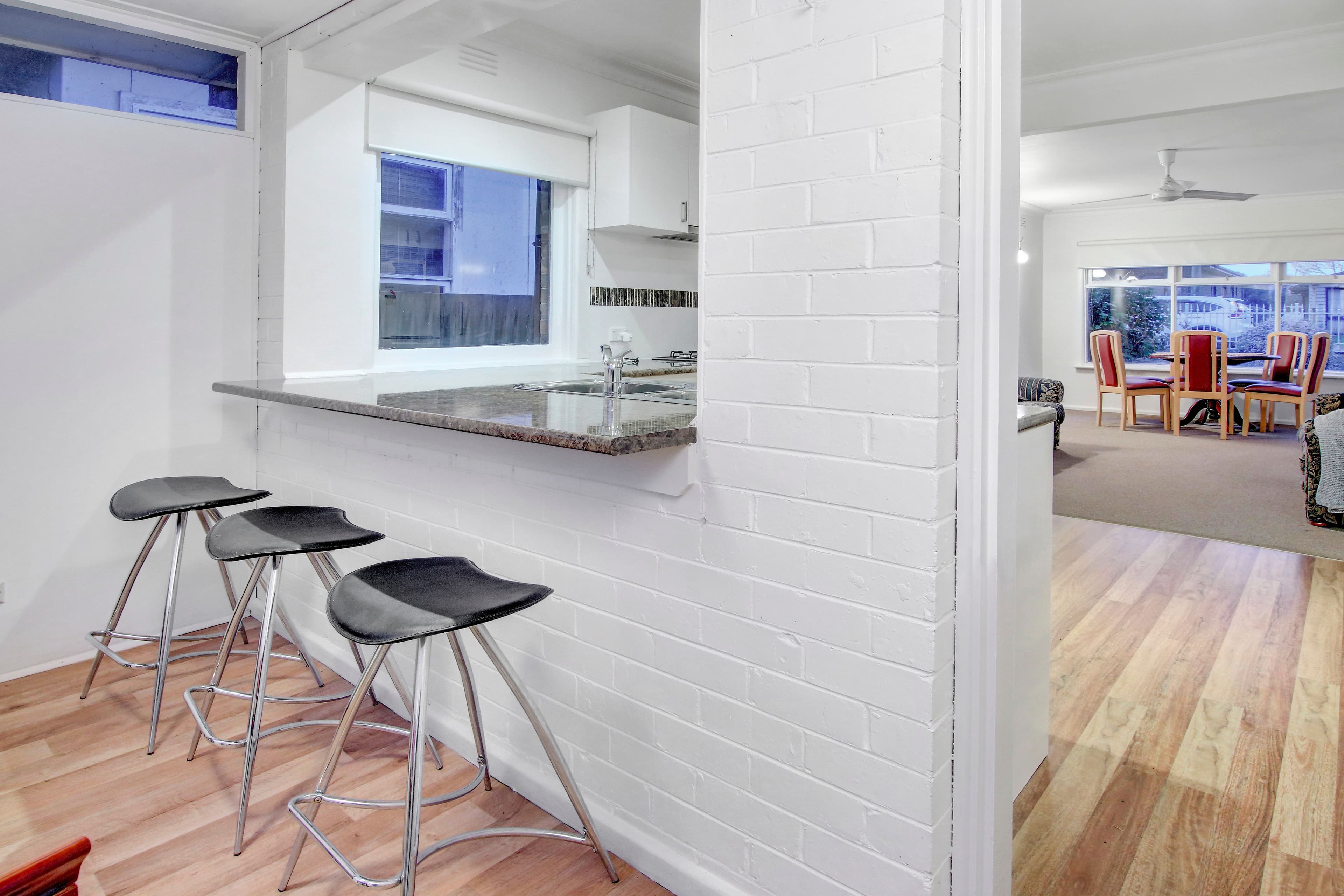 33 Leon Avenue, Rosebud VIC 3939, Rosebud - Thumbnail 4