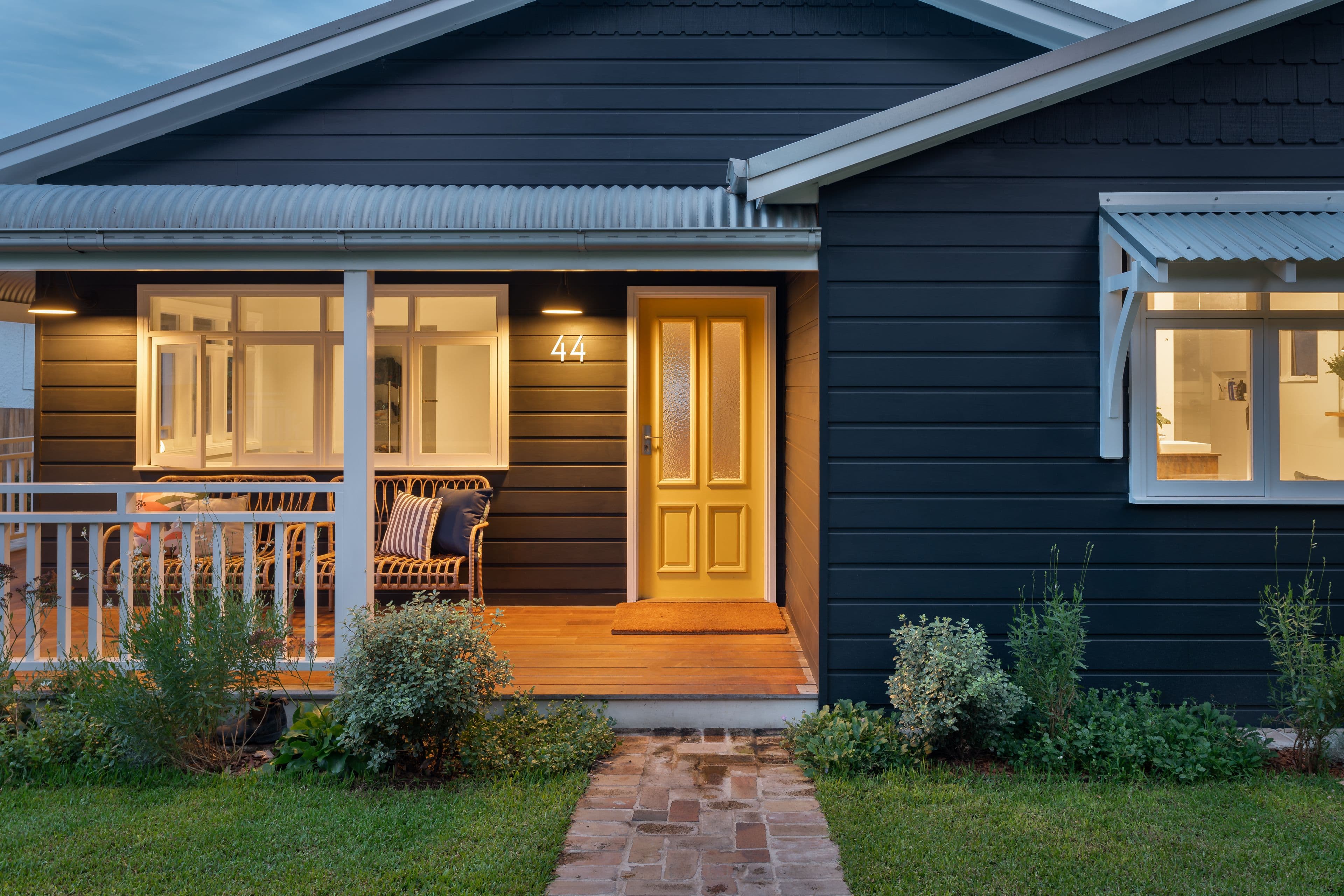 42 Stawell Street, Romsey, Nowra - Image 1