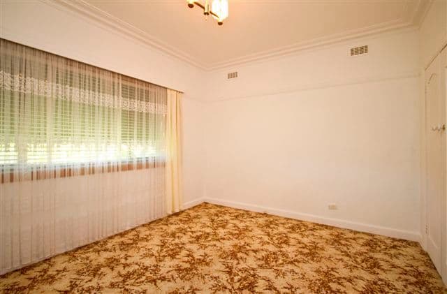 74 Waiora Road, ROSANNA VIC 3084, Rosanna - Thumbnail 4