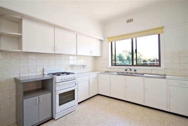 74 Waiora Road, ROSANNA VIC 3084, Rosanna - Thumbnail 6