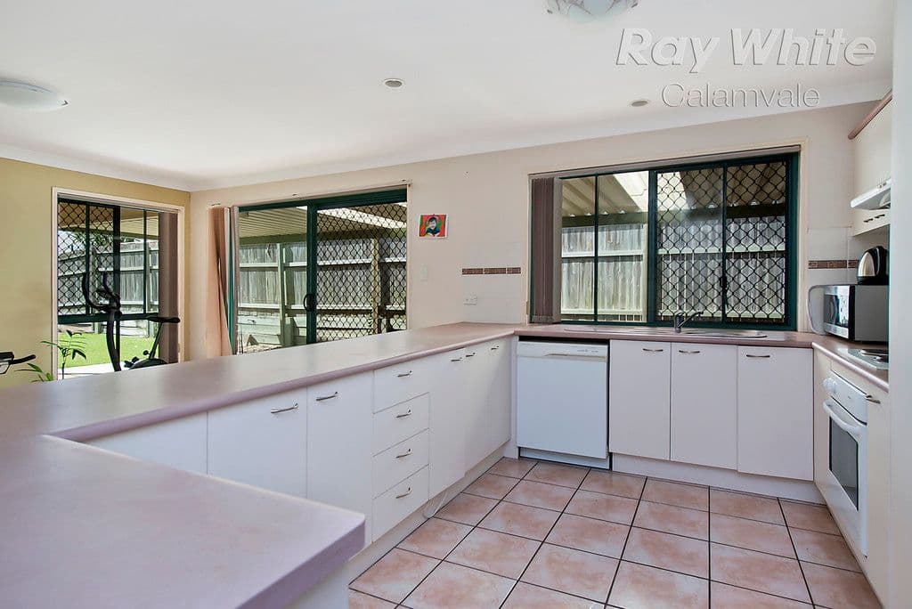 8 Carnegie Close, PARKINSON QLD 4115, Parkinson - Thumbnail 8