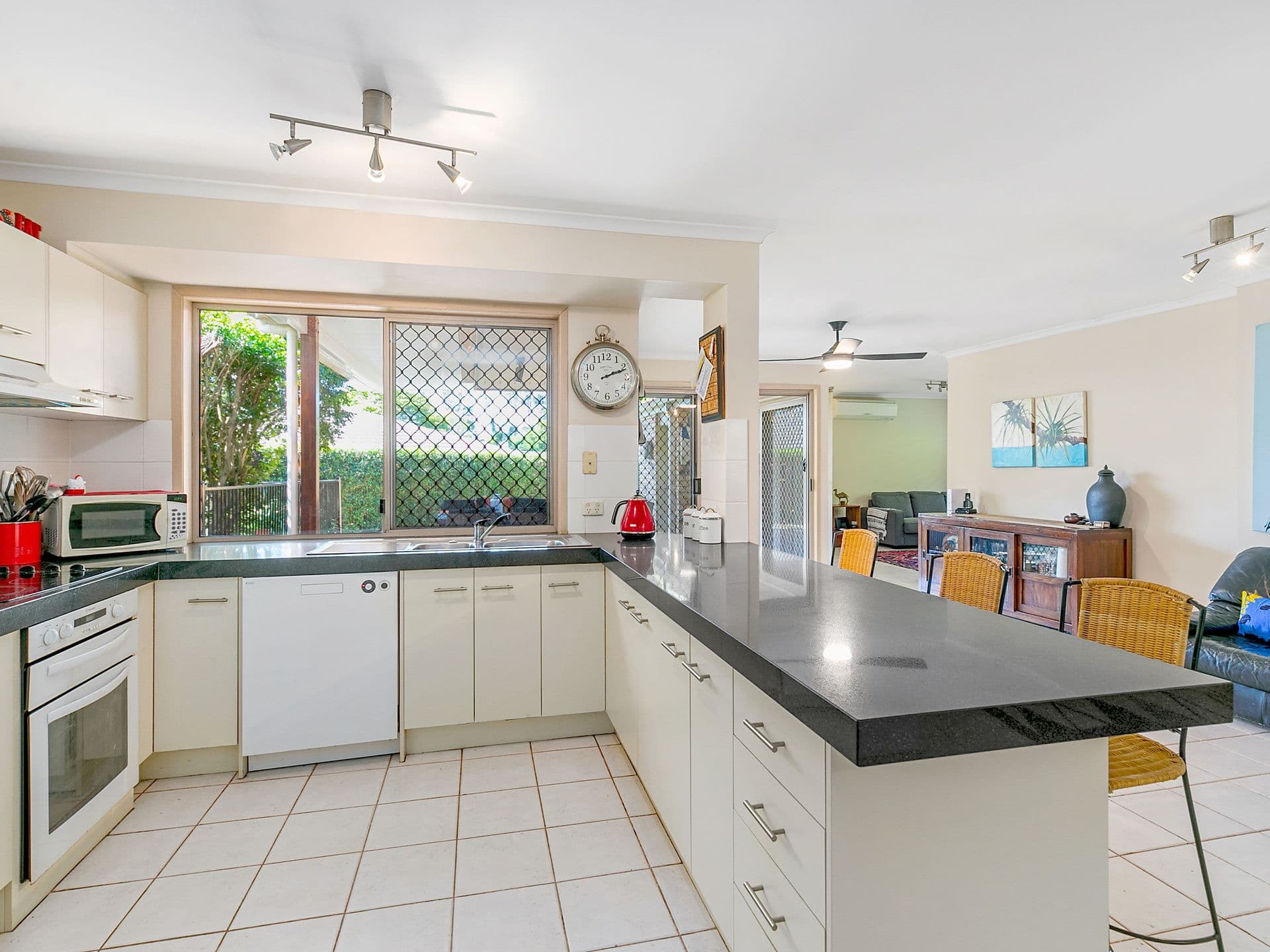 33 Palmwoods Crescent, Runcorn QLD 4113, Runcorn - Thumbnail 6