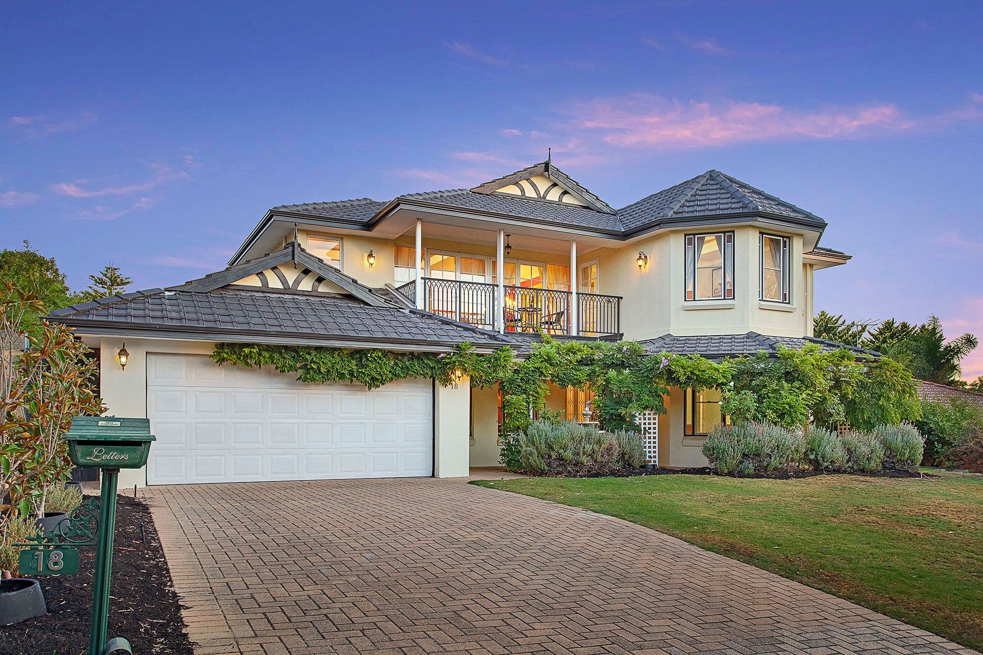18 Townsend Dale, Mount Claremont WA 6010, Mount Claremont - Image 1