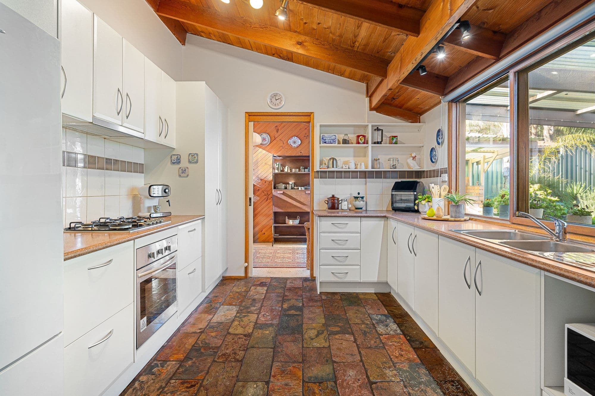 21 Denholm Street, Rosebud VIC 3939, Rosebud - Thumbnail 2