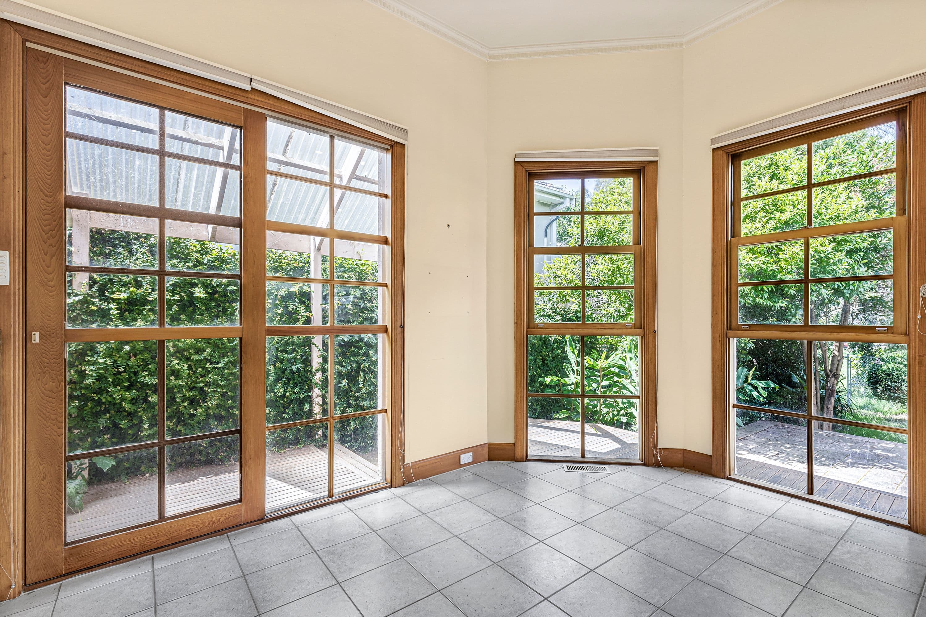 2A Rubens Grove, Canterbury VIC 3126, Canterbury - Thumbnail 3