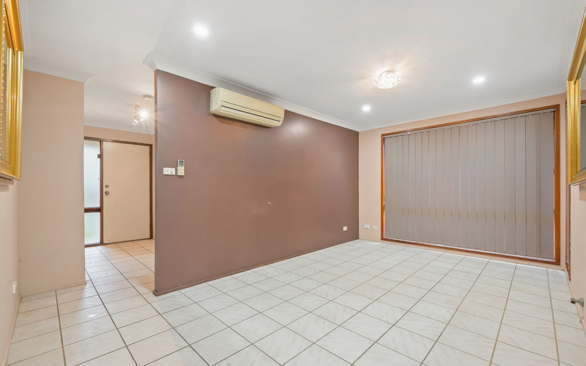 14 Crommelin Crescent, St Helens Park NSW 2560, St Helens Park - Thumbnail 4