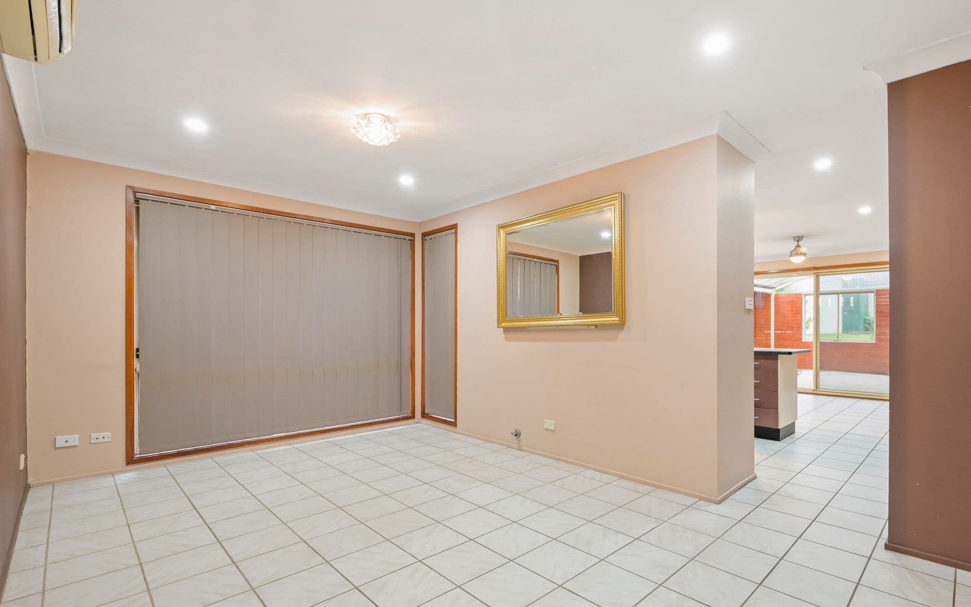 14 Crommelin Crescent, St Helens Park NSW 2560, St Helens Park - Thumbnail 6