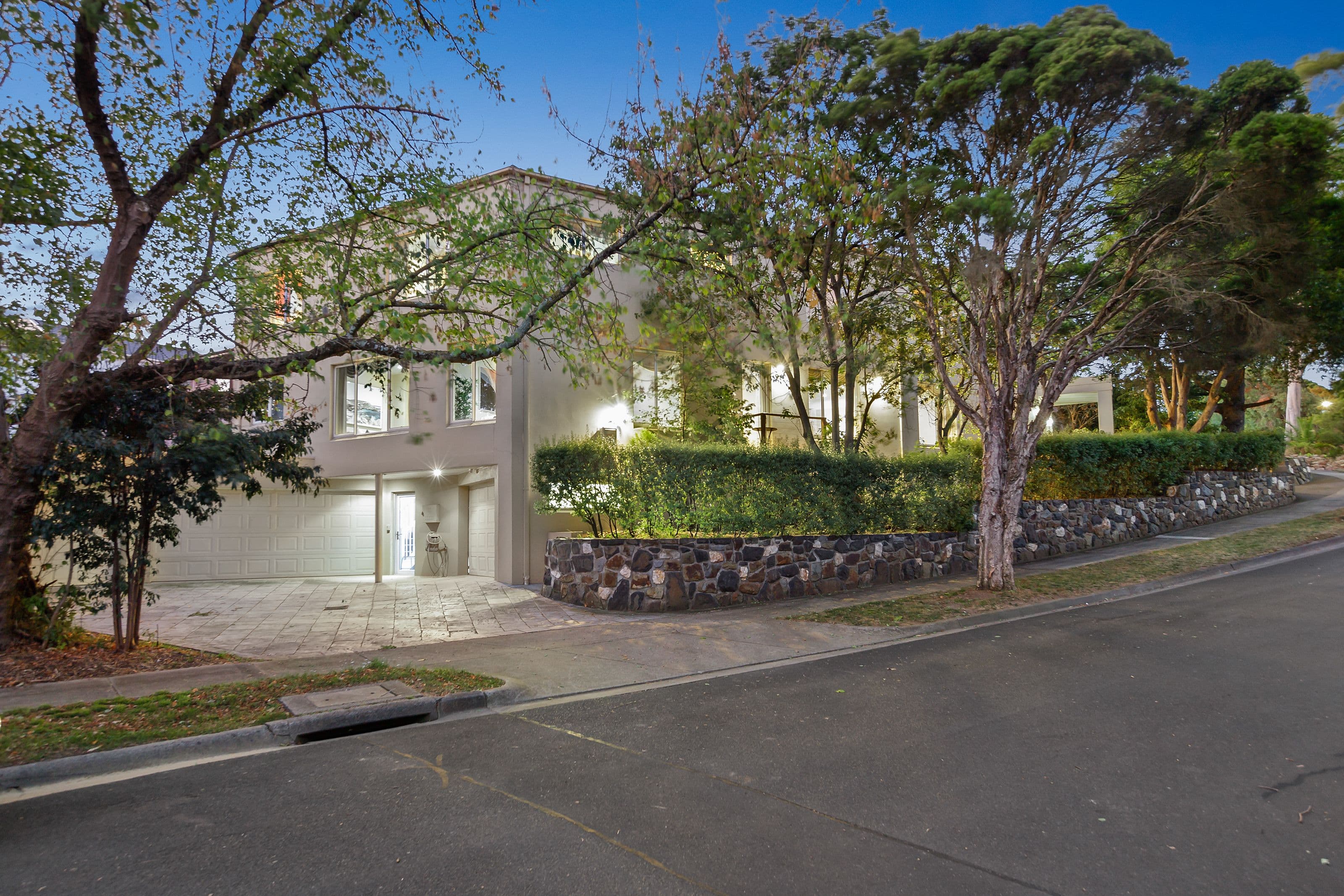 25 Aurisch Avenue, Glen Waverley VIC 3150, Glen Waverley - Image 1