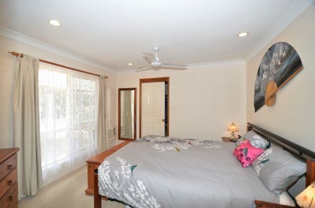 16 Elberry Crescent, KELSO QLD 4815, Kelso - Thumbnail 7