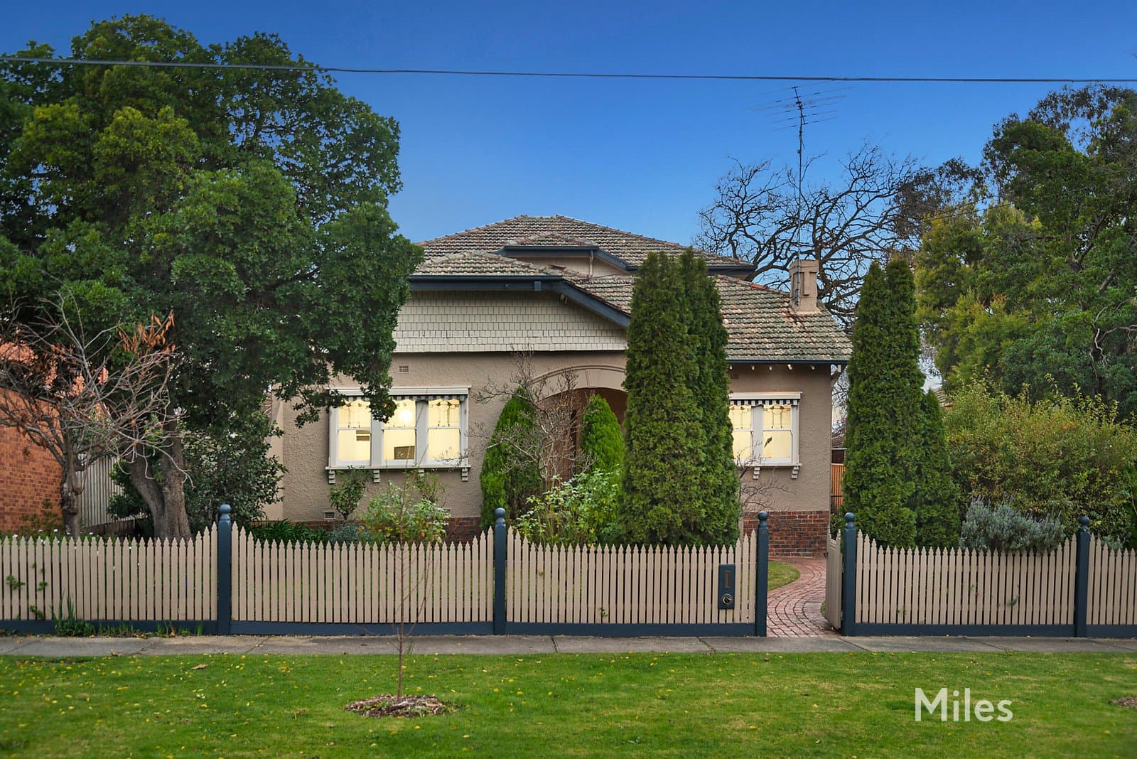 46 Hopetoun Grove, Eaglemont, Eaglemont - Thumbnail 4