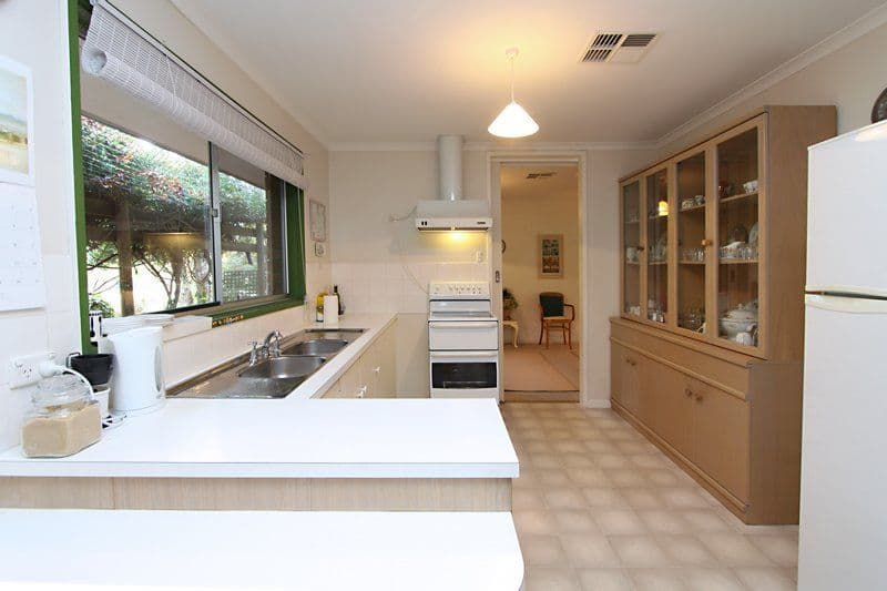 15 Adela Crescent, Athelstone SA 5076, Athelstone - Thumbnail 4