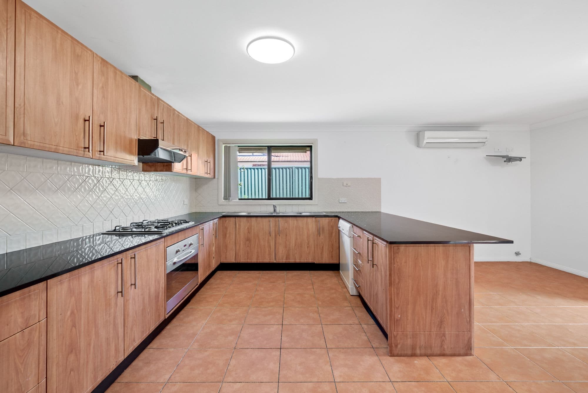 3/45 Chester Road, Ingleburn NSW 2565, Ingleburn - Thumbnail 2