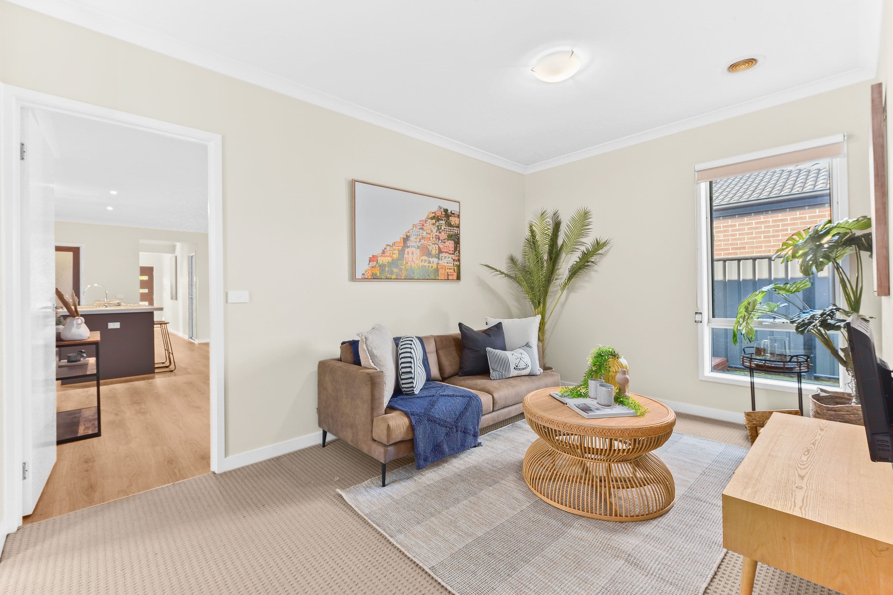 39 Blackledge Drive, Clyde North VIC 3978, Clyde North - Thumbnail 2
