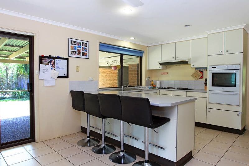11 Balmaringa Avenue, NORTH NOWRA NSW 2541, North Nowra - Thumbnail 3
