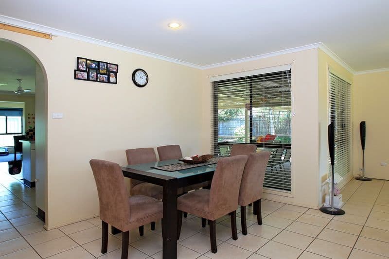 11 Balmaringa Avenue, NORTH NOWRA NSW 2541, North Nowra - Thumbnail 4