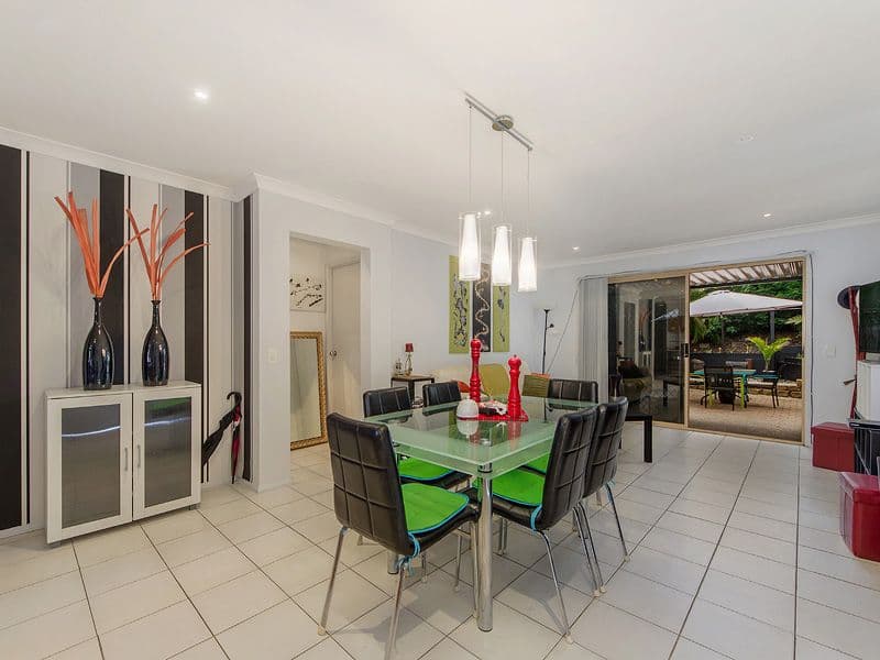 14 Rimu Place, Nerang QLD 4211, Nerang - Thumbnail 3
