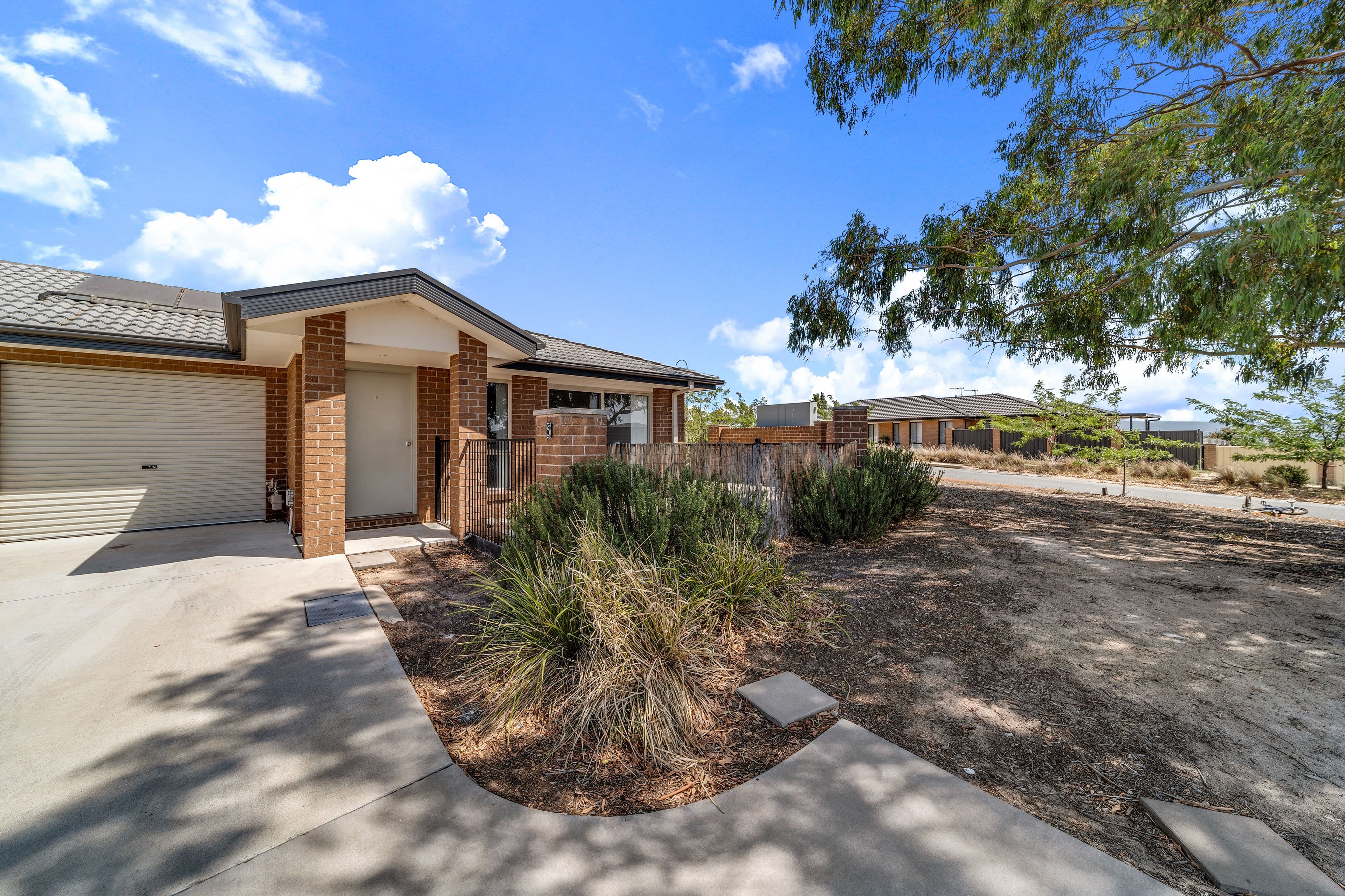 139 Macfarlane Burnet Avenue, Macgregor ACT 2615, Macgregor - Thumbnail 2